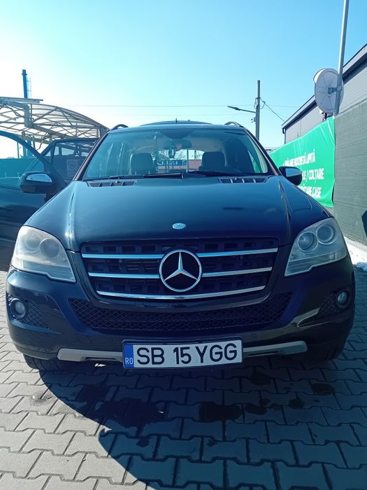 Mercedes ML 4mqtic 2011 euro 5 proprietar în acte