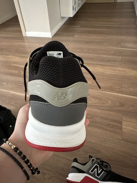 Adidasi New Balance 43