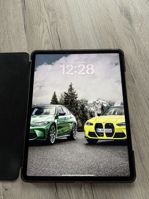 iPad Pro 12.9 (3rd gen) – 64GB Wi-Fi – Stare foarte bună