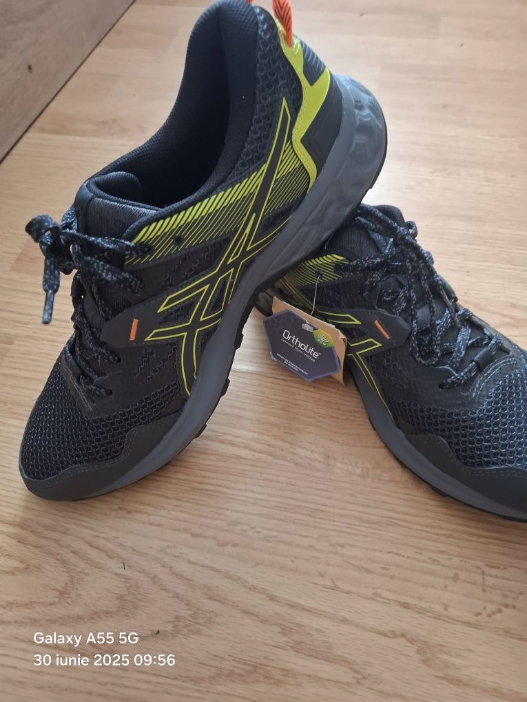 Adidași Asics Gel