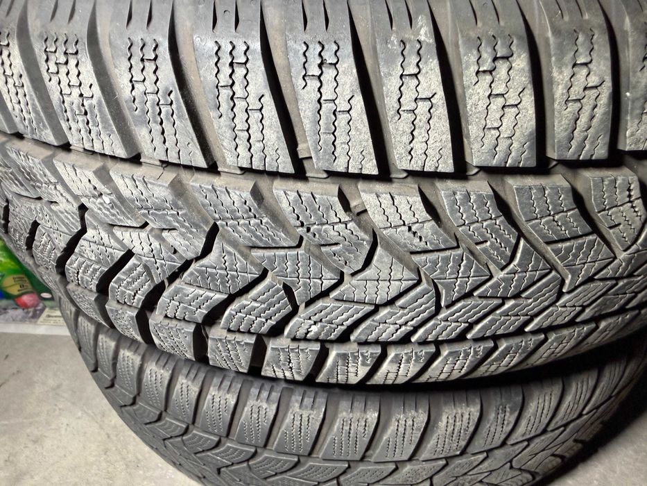 VW - зимни гуми и джанти 215/60/16