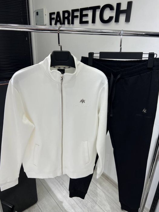 Мъжки екипи Armani Exchange