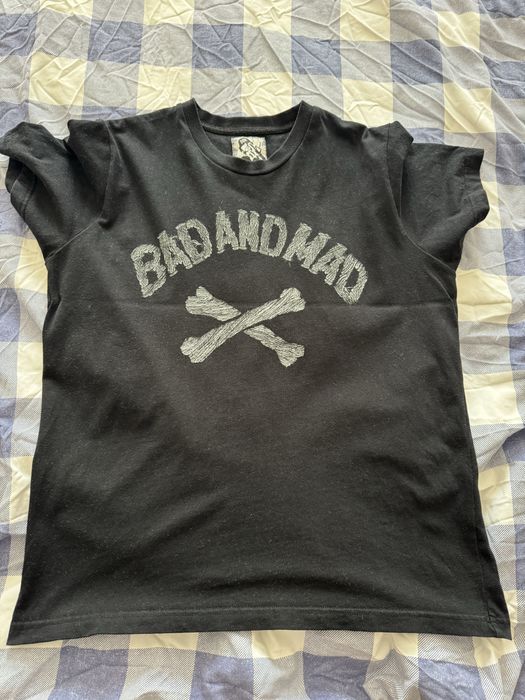 Luda тениска.