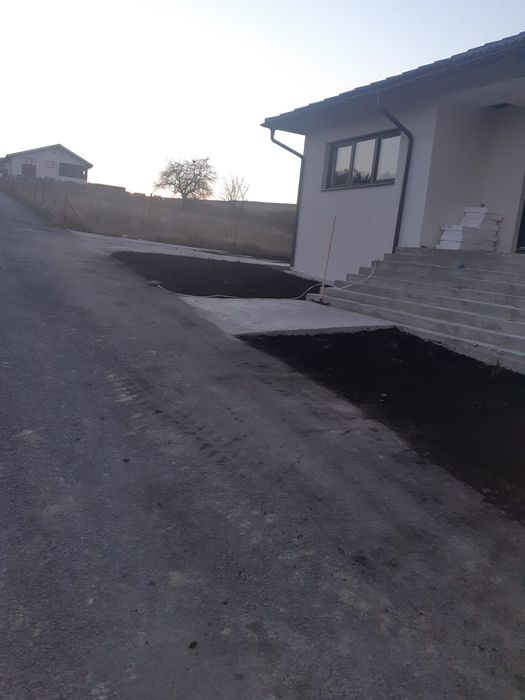 Vând casa Chinteni