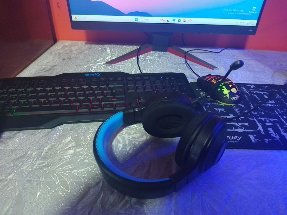 Vand PC ryzen 5 cu monitor