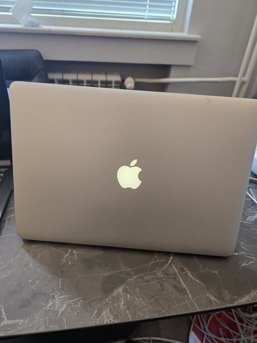 Apple MacBook Pro