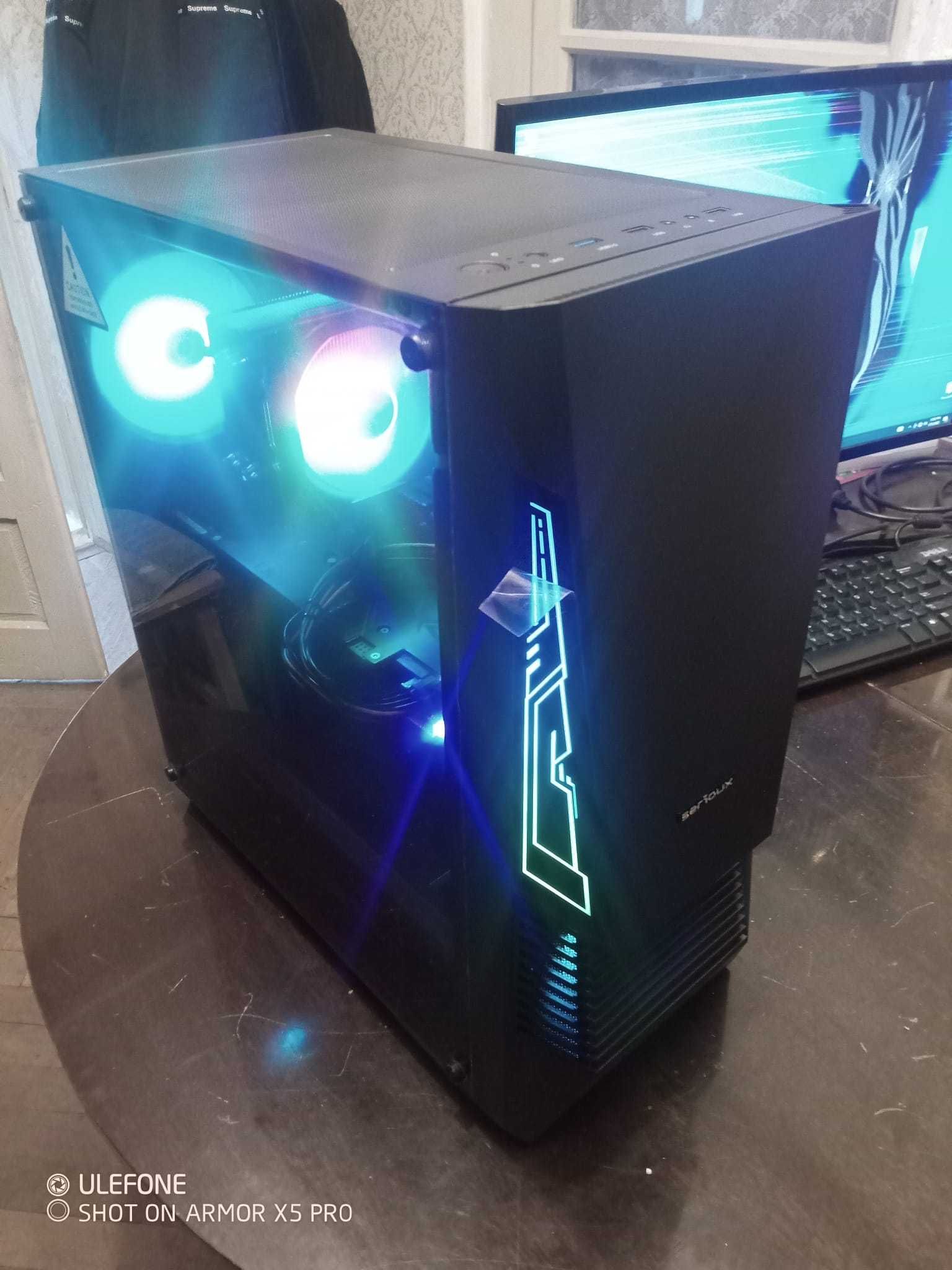 Vand Unitate PC Gaming pret 2300 lei noua la cutie