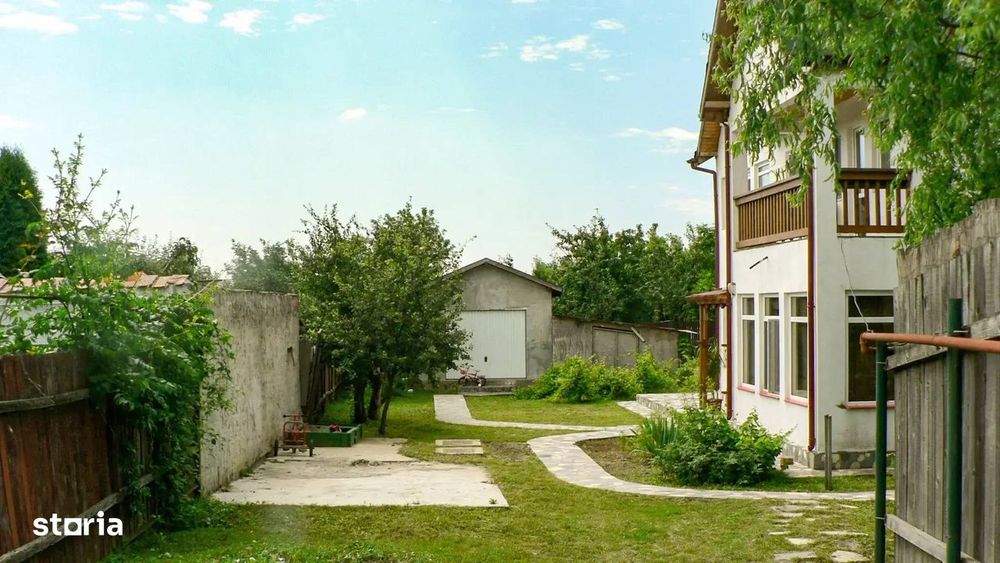 Casă P+1 curte 800 mp in Corbeanca, la sosea