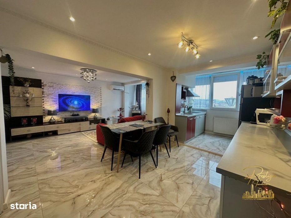 Apartament cu 3 camere spatios in bloc tip B , zona Rogerius - Oradea