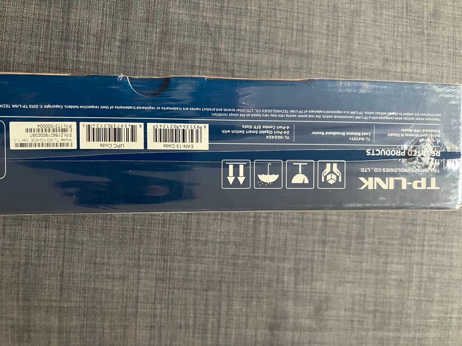 Switch TP-LINK TL-SG1024DE, 24 x 1000Mbps, montabil in rack 1U -- NOU