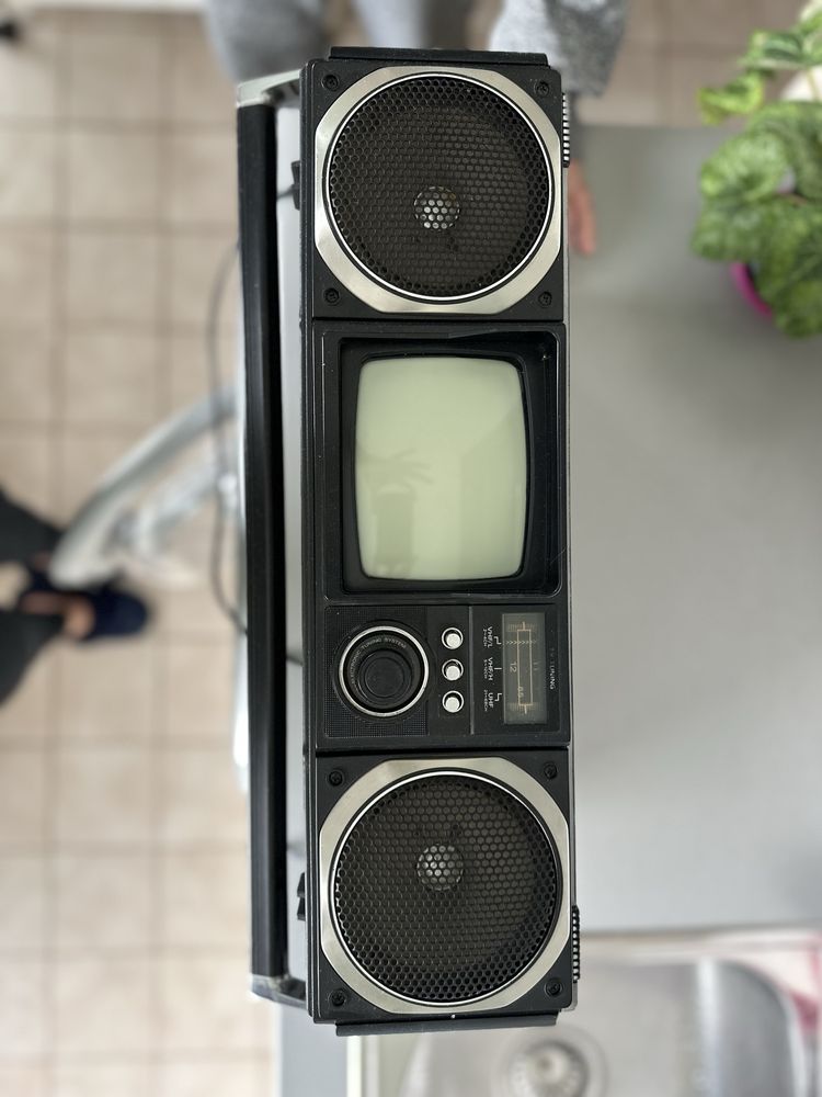TV радиокасетофон Hitachi K 62 E