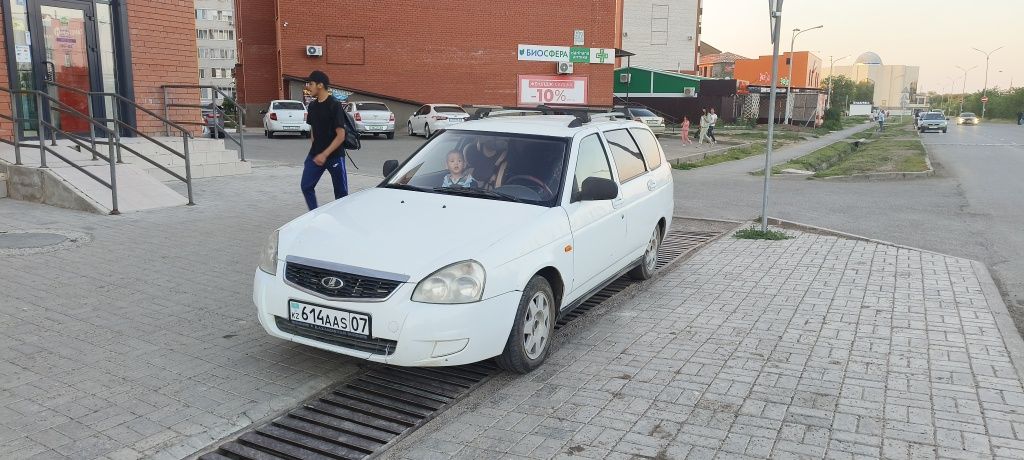 Приора Универсал 1. 28 млн.