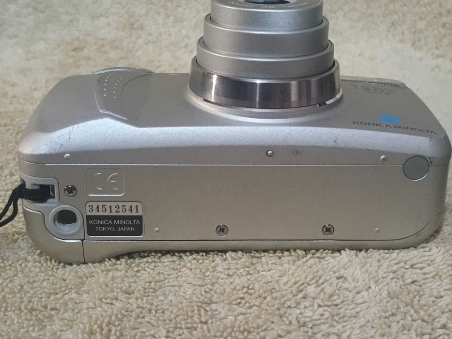 Aparat foto Konica-Minolta