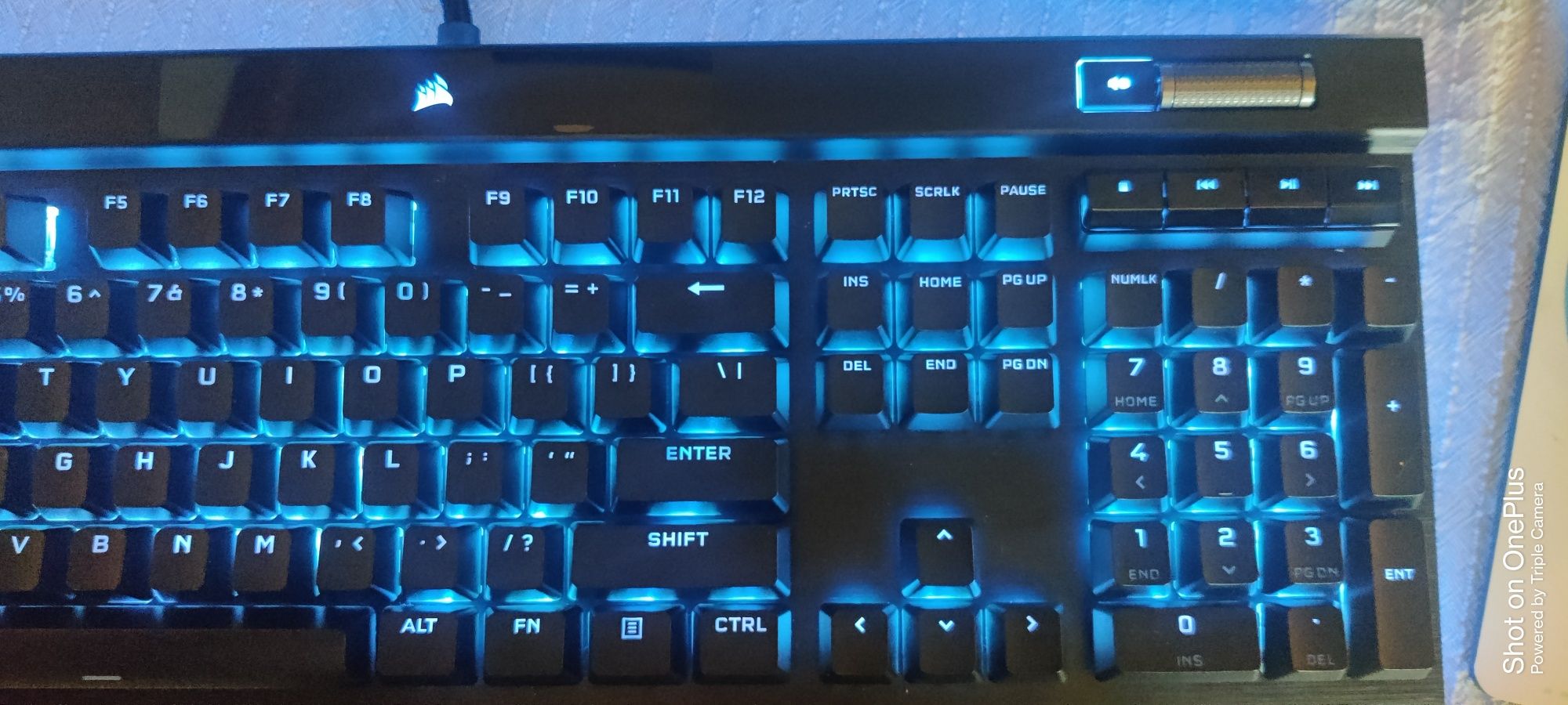 Клавиатура Corsair K100 RGB