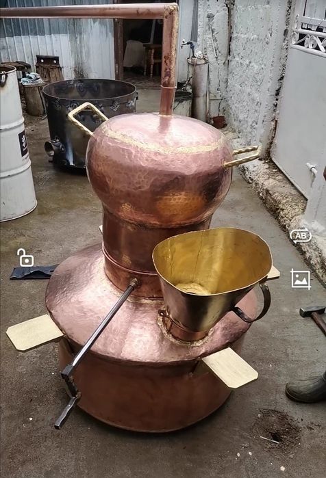 Vând cazane de țuică din cupru alimentar