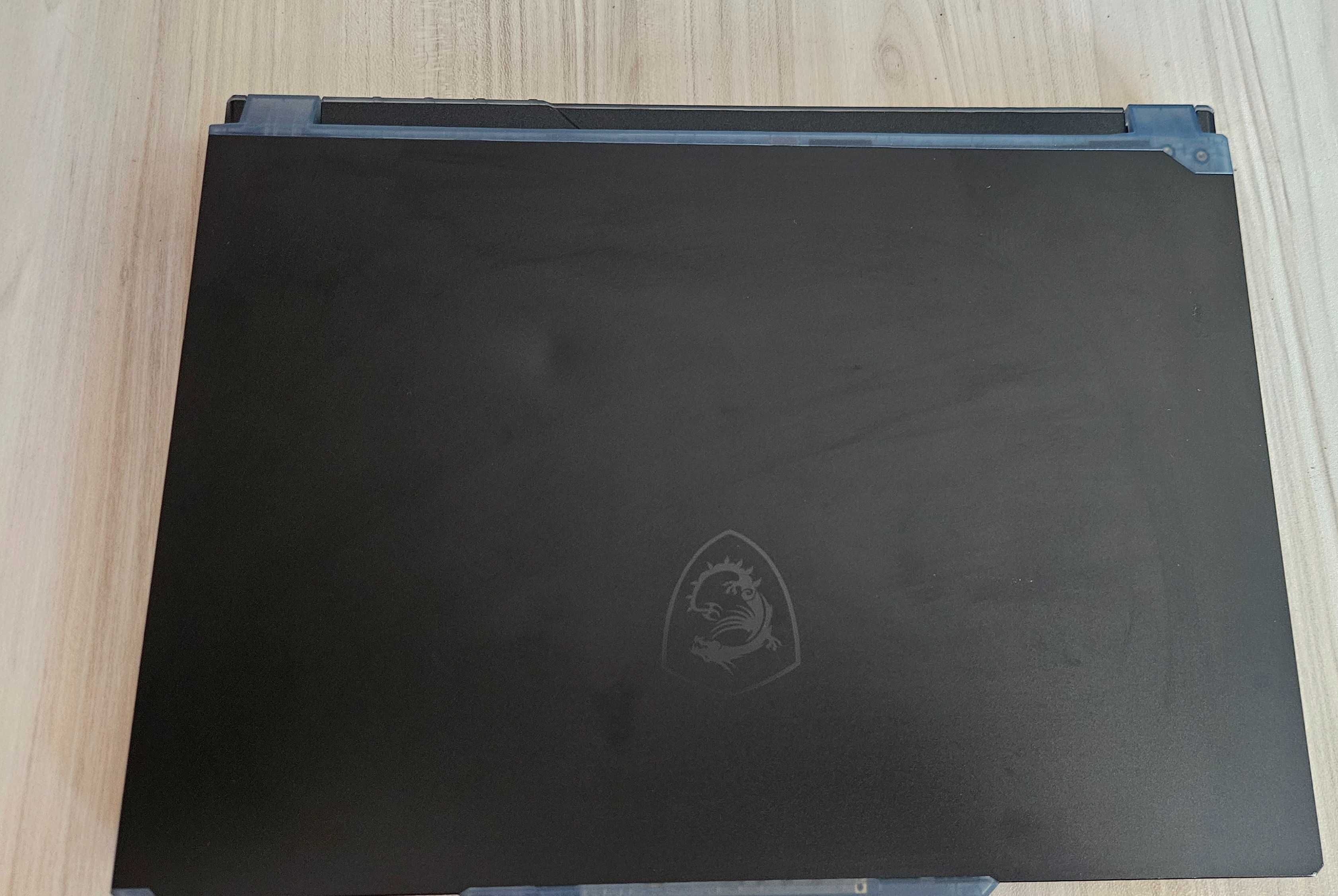 MSI Cyborg 14 A13vf 4060 8gb i7-13620H 16gb ddr5