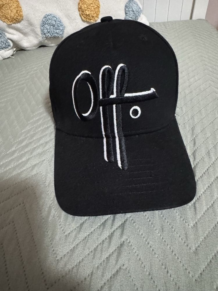 Мъжка шапка OFF THE PITCH