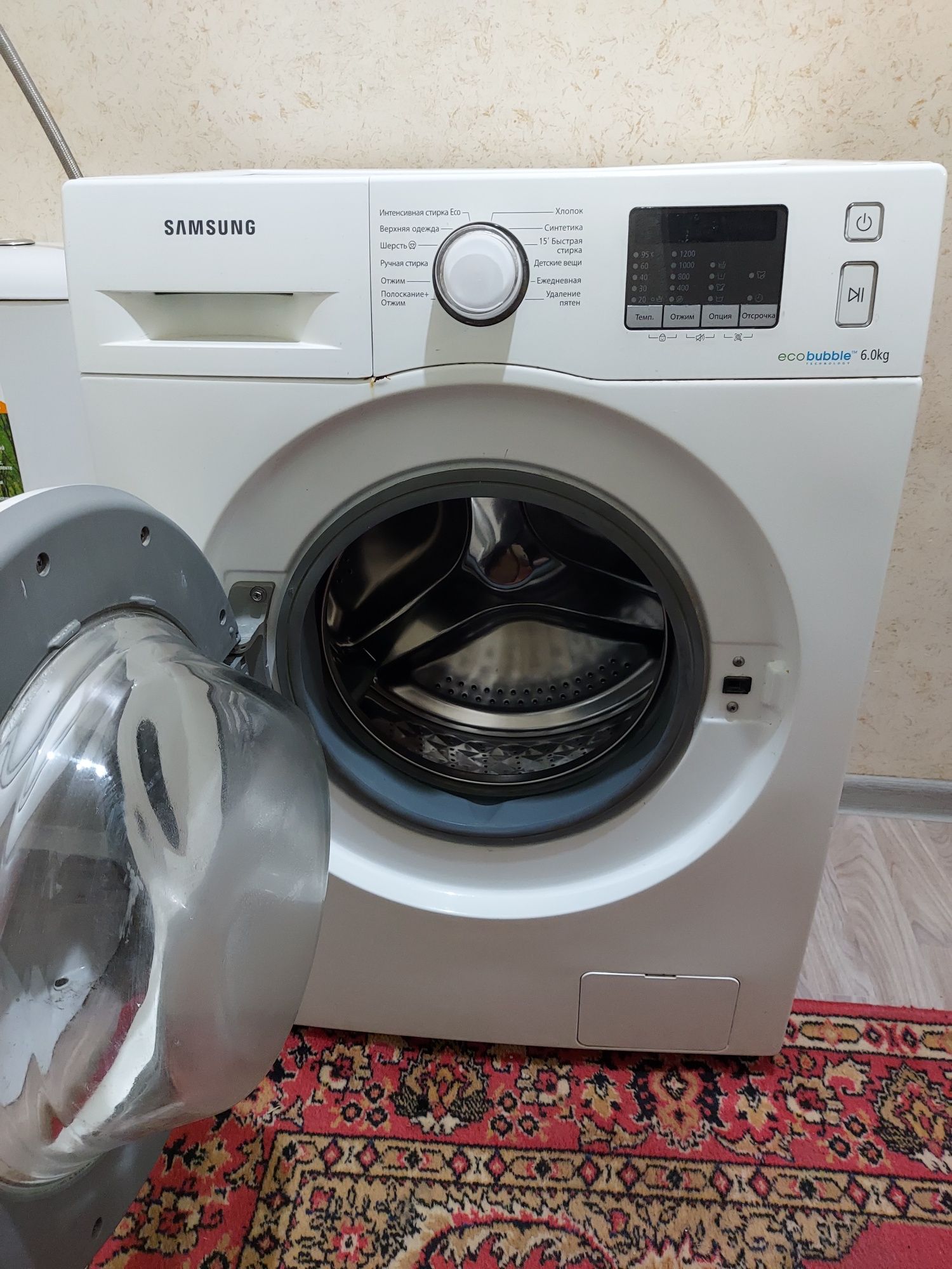 Продается стиральная машина на запчасти