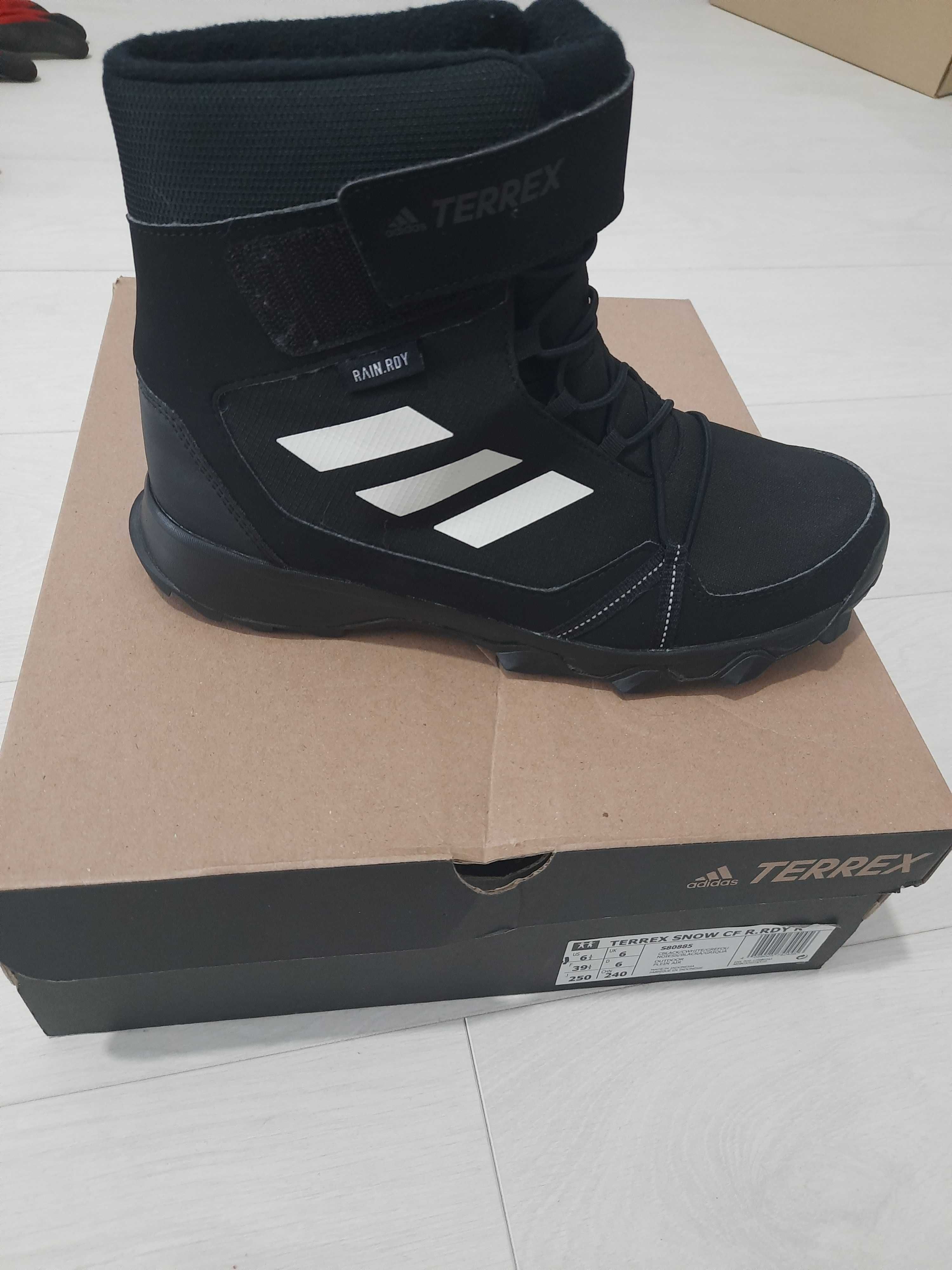 ADIDAS  terrex snow 39,1/3