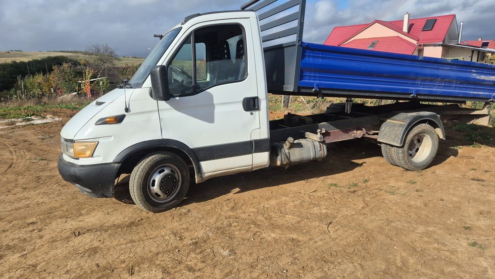 Vand iveco 2.8 basculabil 3 parti