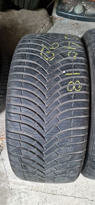 235/40/18 Kleber Quadraxer 2