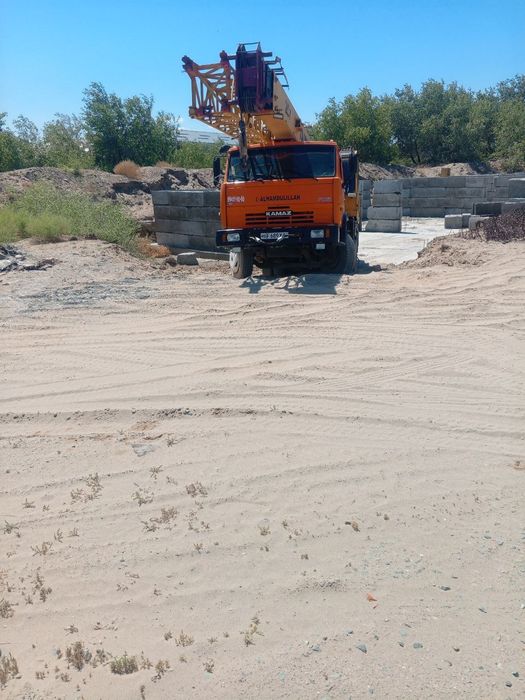 Kamaz avtokran 25t 21.70m 2008yil