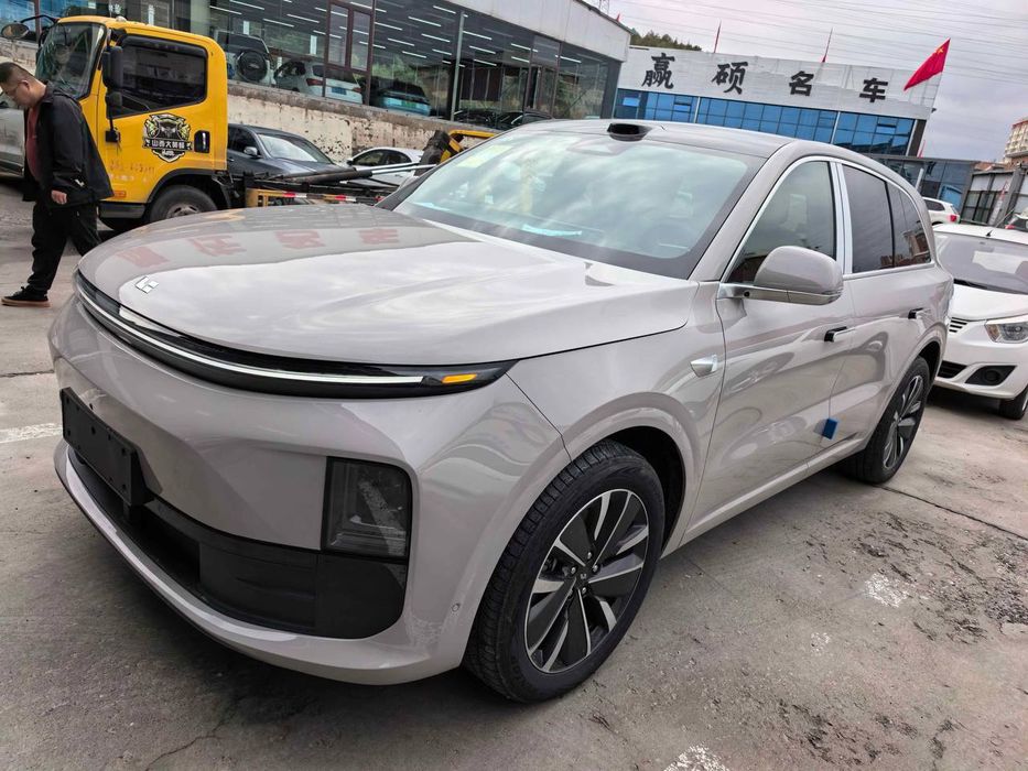 Lixiang 6 max Restyling model