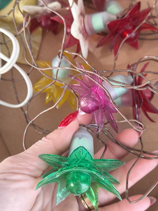 Instalație de pom veche -Nuferi