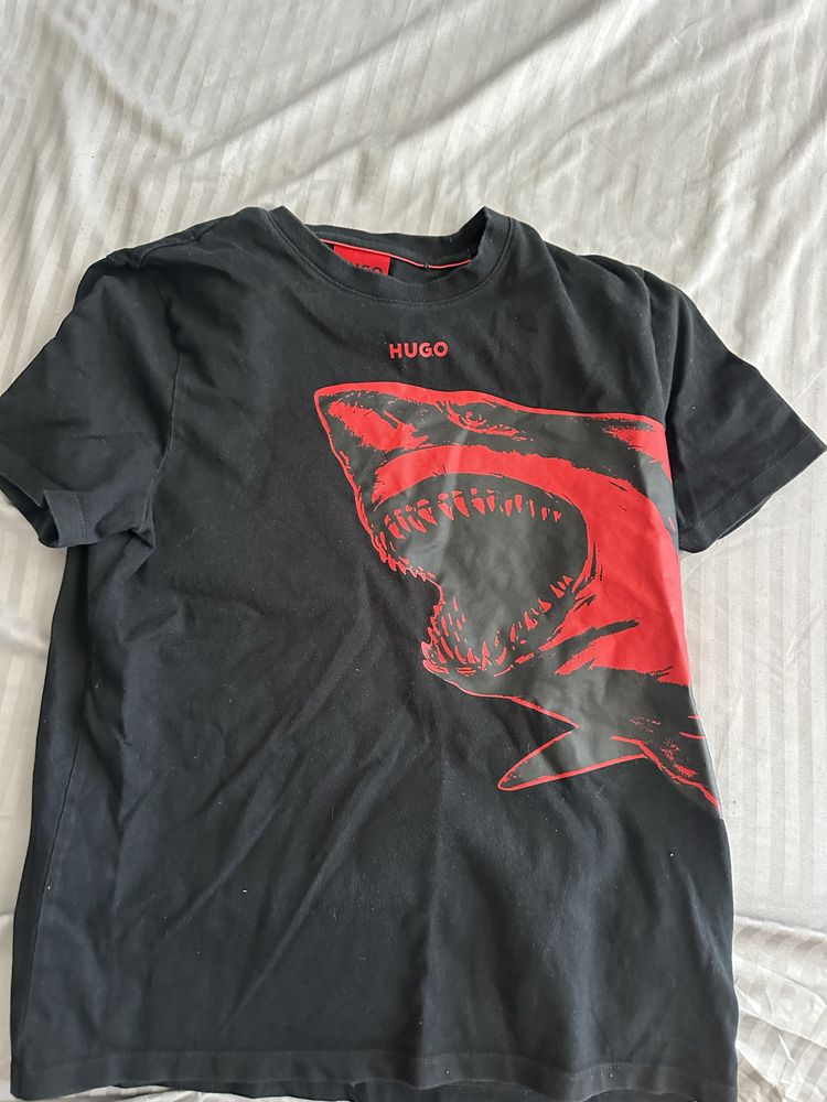 Тениски Vlone,HUGO различни разновидности