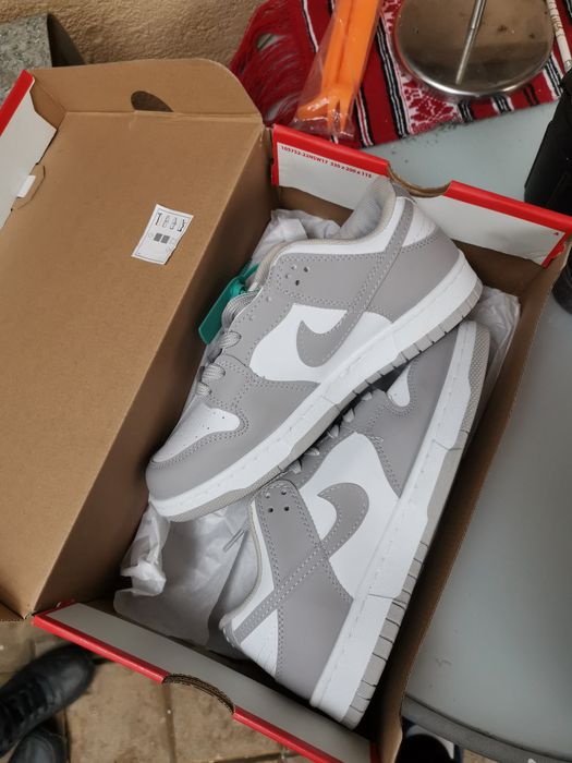 Adidași Nike   nr 38.5 - 39