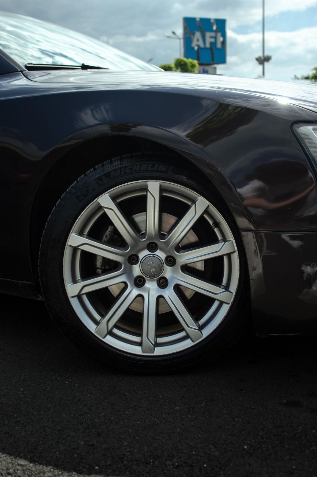 Vând Audi A5 2.0 TDI !
