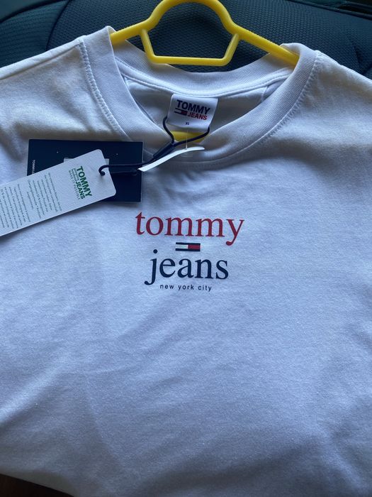Оригинална Tommy Hilfiger тениска, размер XL