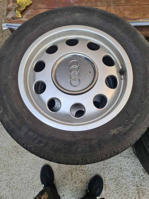 Jante audi R15    .