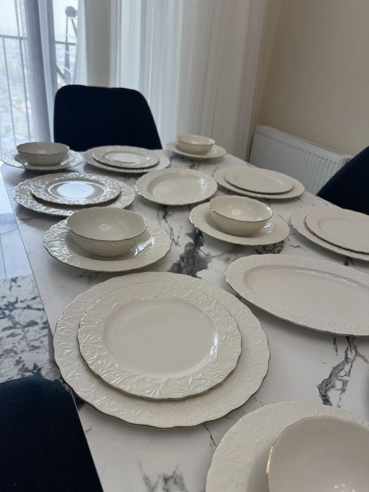 Продается набор посуды на 6 персон