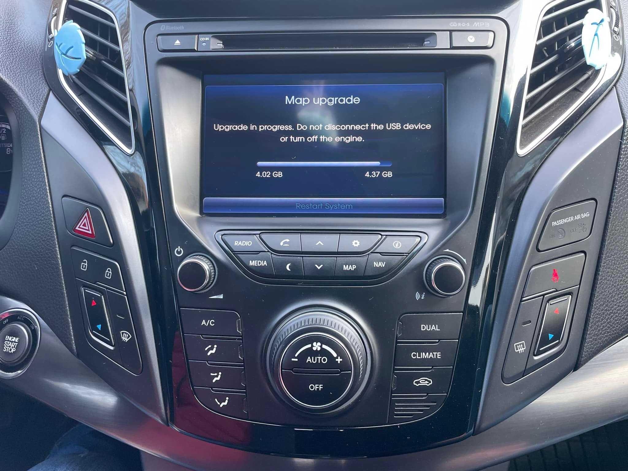 2025 карти Навигация ъпдейт KIA и Hyundai БГ и Европа USB КИА GEN 1