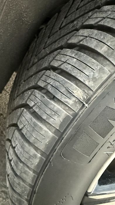 Imperial 215/55/r17 1000km yil 2025