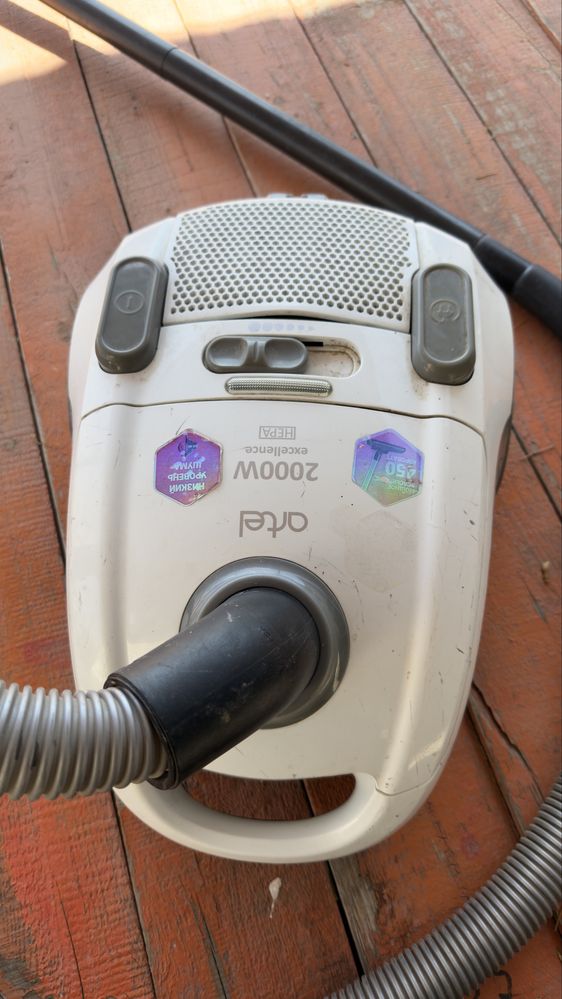 Пылесос artel 2000w