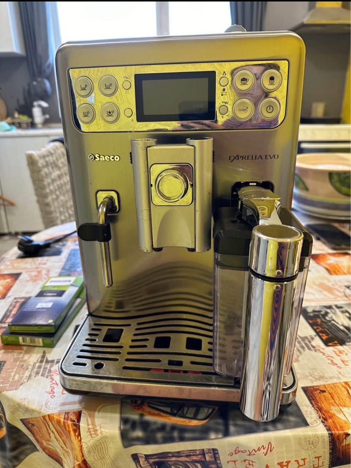 кафе робот Saeco exprelia evo