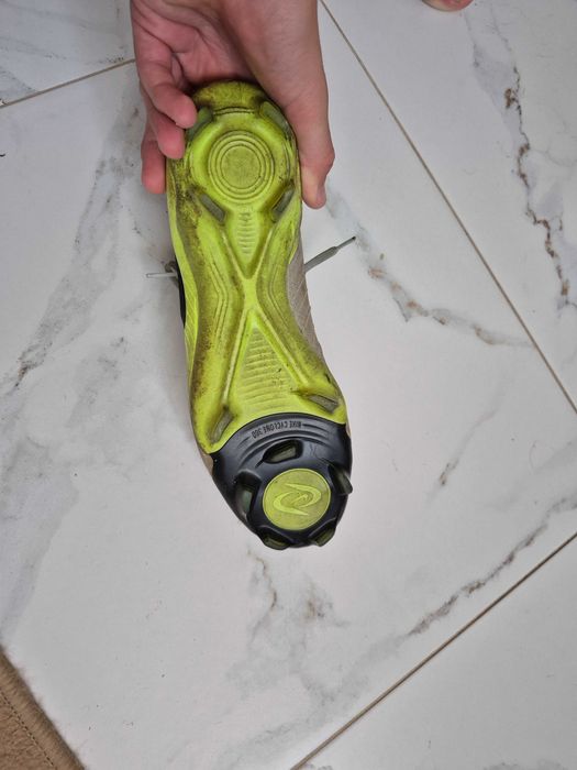 Ghete de fotbal nike phantom gt