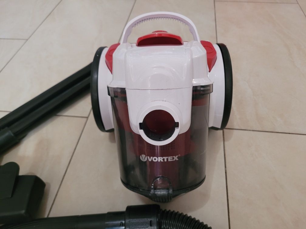 Aspirator cu cablu VORTEX