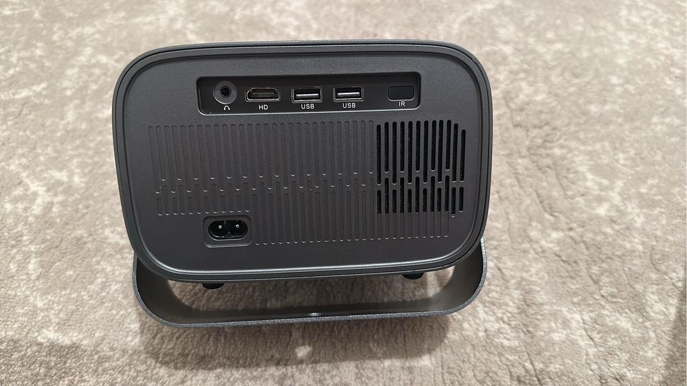 Проектор led с андроидом