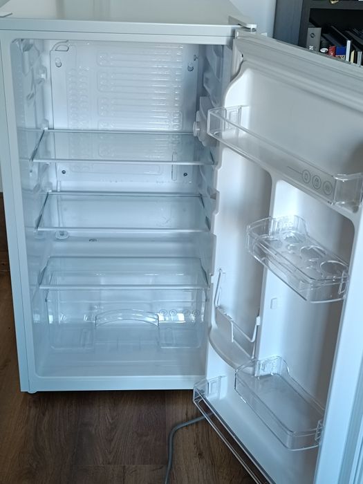 Frigider Arctic 88 litri