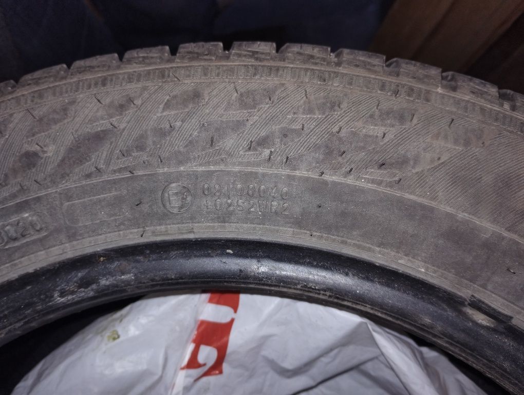 Зимни гуми Nokian Snowproof 175/65 R15 използвани