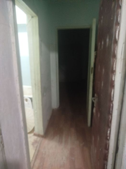 Dom Sotiladi 2 xona Bez Remont Toshkent viloyati  Bóz Suv