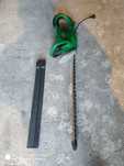 Trimmer electric pentru tuns gard viu