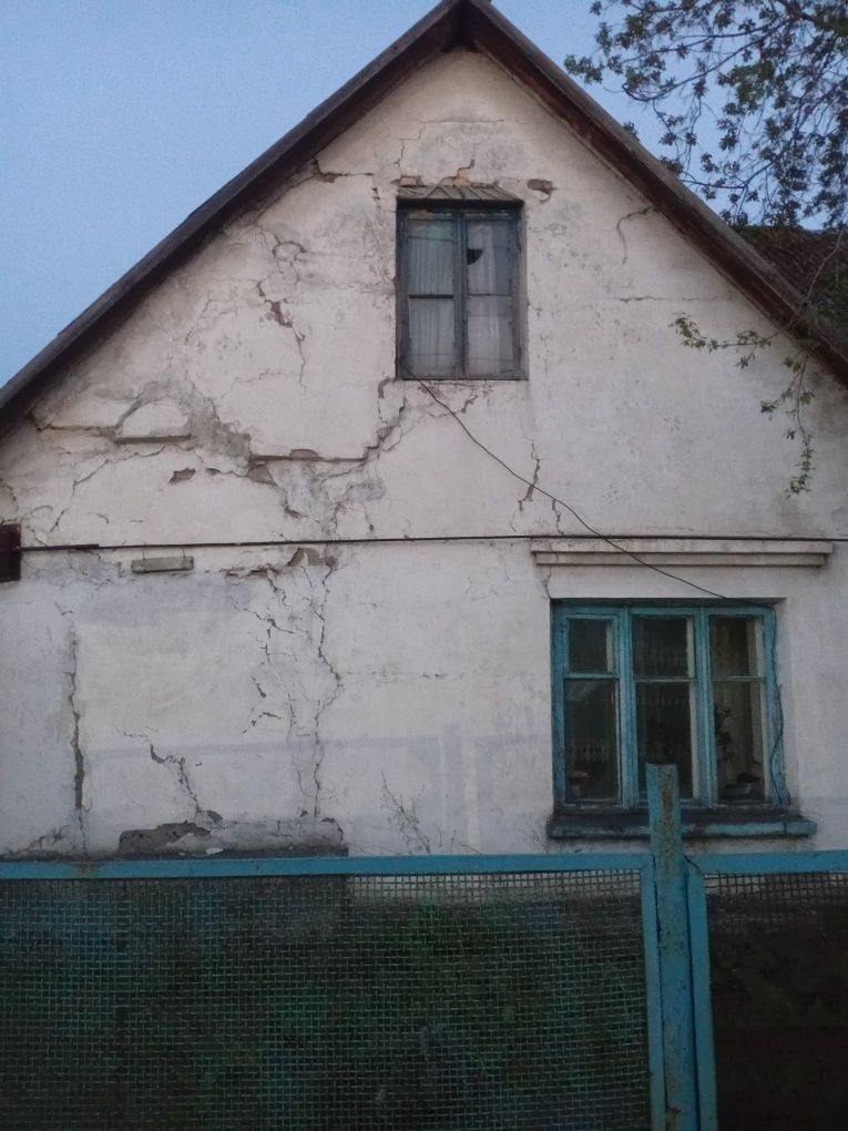 Продается дом в пришахтинске
