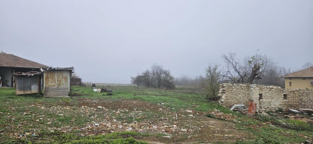 Парцел за строеж.