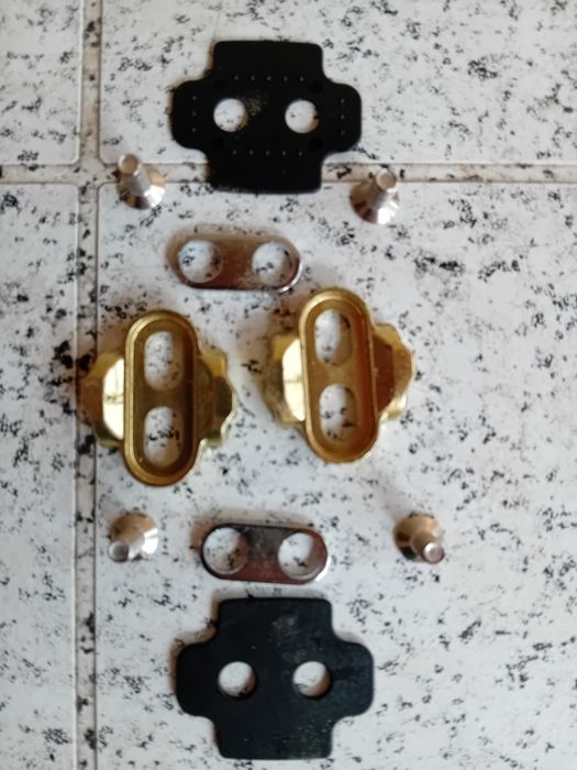 Парчета за педали Crankbrothers.