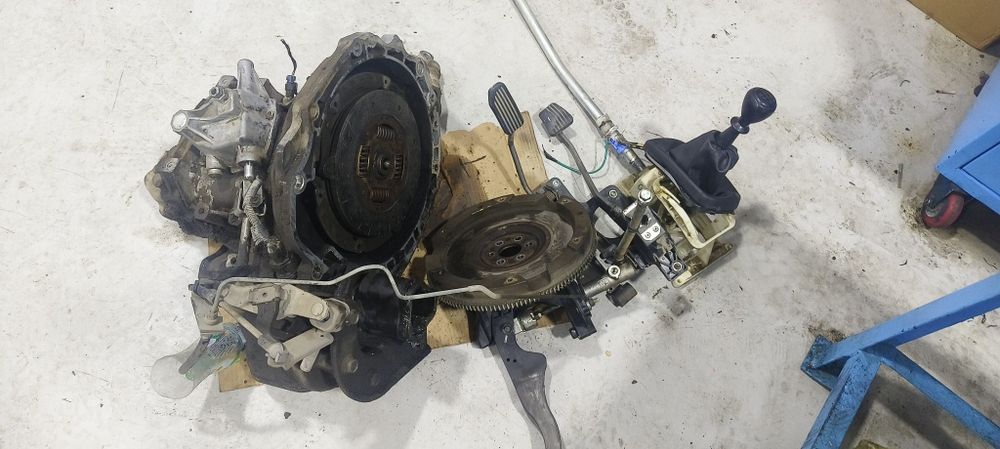 Lasetti 1.8 ga mexanika karobka zbore