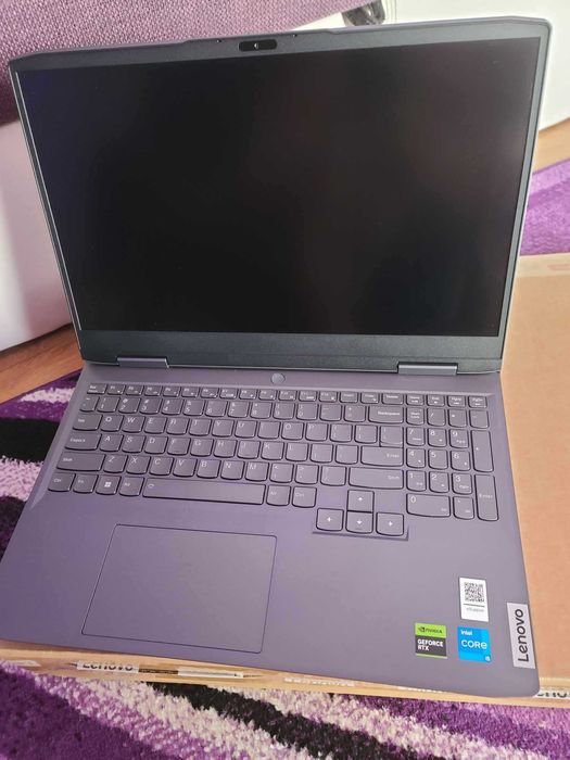 Laptop Gaming Lenovo